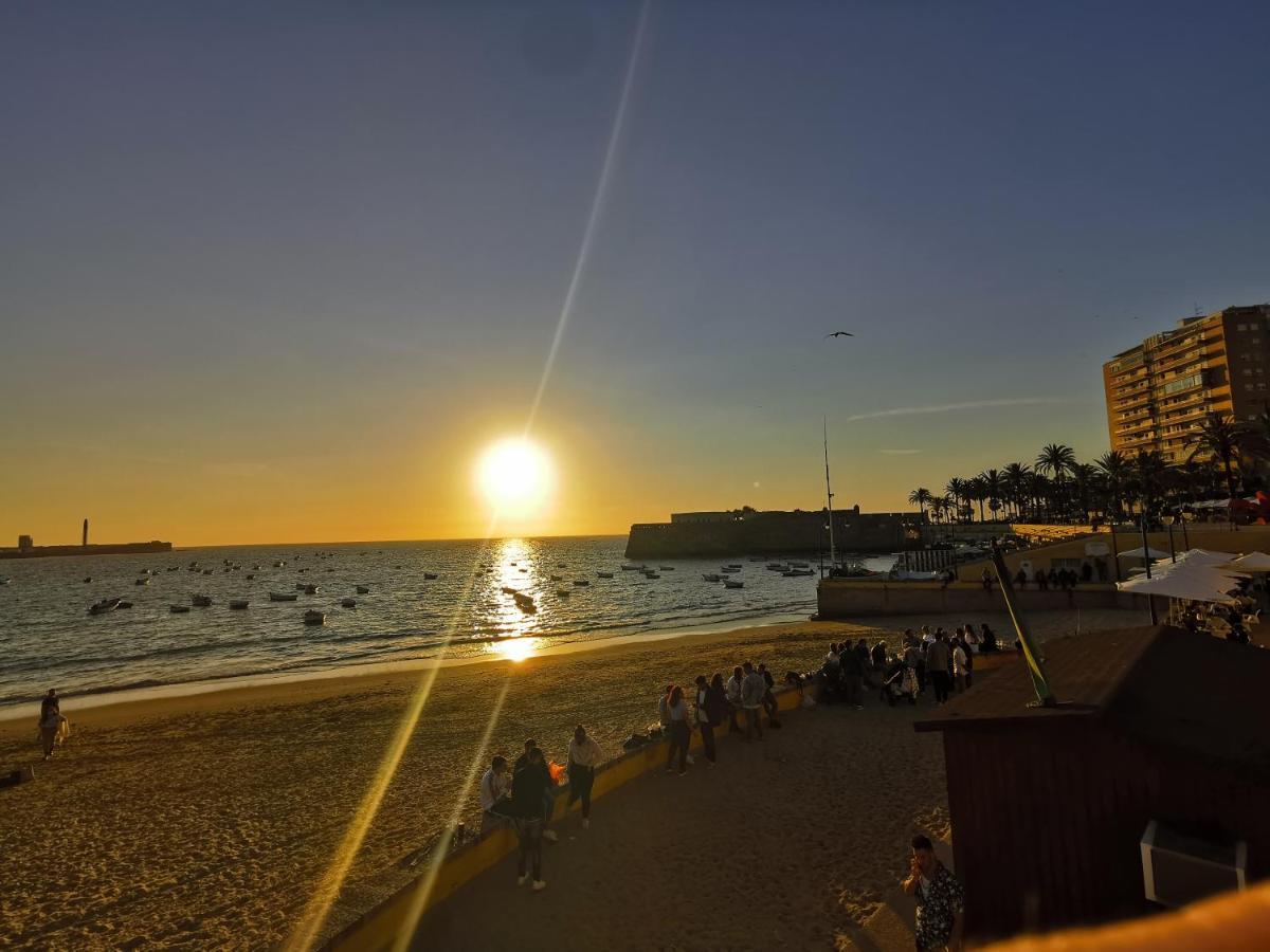 Apartamento Suite Caleta Cádiz Exteriör bild